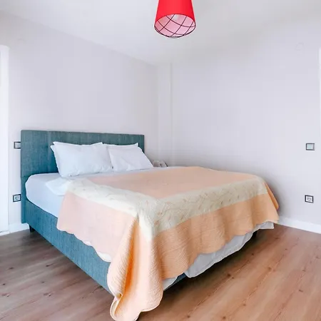 Luminous Flat 9 Min To Istmarina Mall * イスタンブール