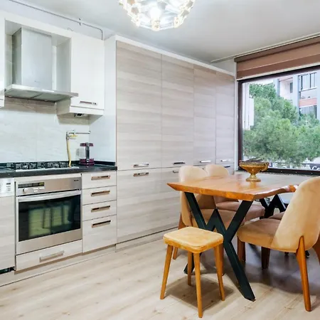 Luminous Flat 9 Min To Istmarina Mall イスタンブール